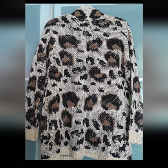 Animal print sweater cadigan - Picture 2 of 3